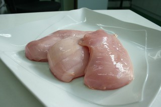 chicken-breast-279847_640